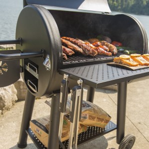 Угольный барельный гриль-коптильня Broil-King Regal OFFSET 400
